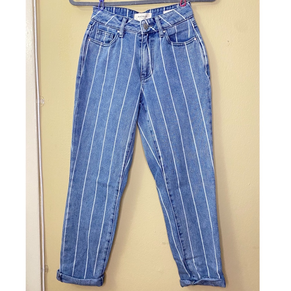Pacsun striped Mom Jean sz 22 
Flattering, barely worn! excellent condition